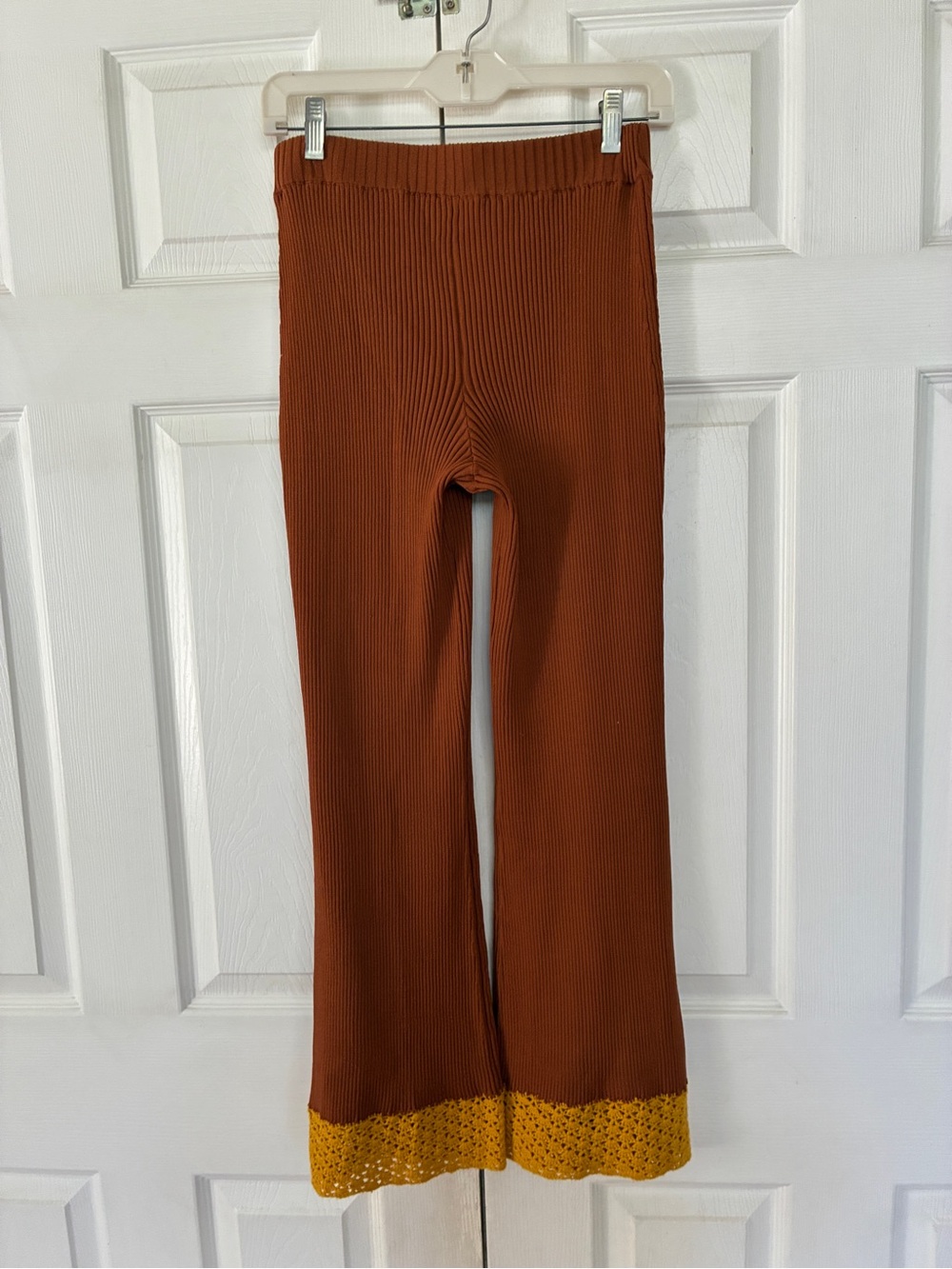 STAUD pants Ribbed Knit pull on Flare Brown Rust Mustard Crochet Hem